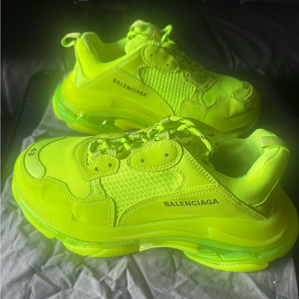 Balenciaga Triple S Clear Sole (100 percent real)